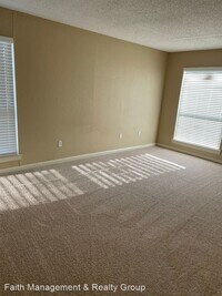 6739 Quail Hollow Ct photo'