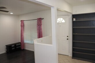 3265 Tully Rd in San Jose, CA - Building Photo - Building Photo
