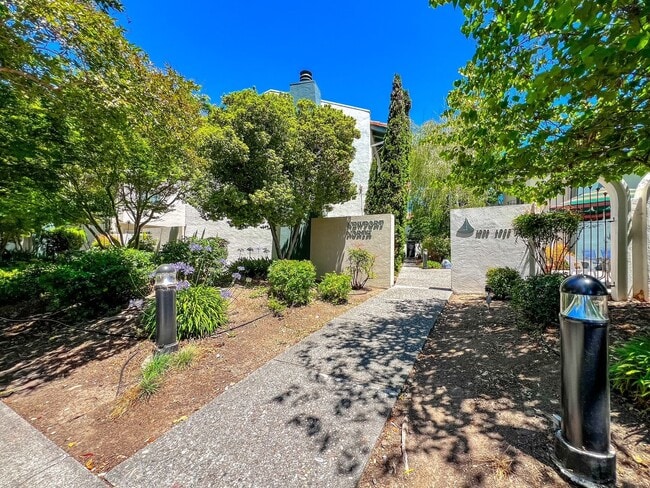 property at 1022 Marina Dr