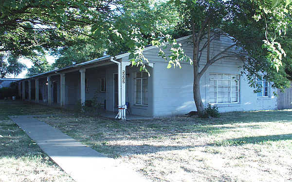 2205 18th Ave in Sacramento, CA - Foto de edificio - Building Photo