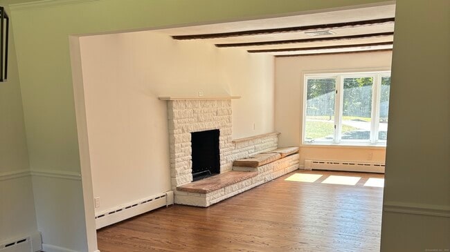 120 Peters Ln in Stratford, CT - Building Photo - Building Photo