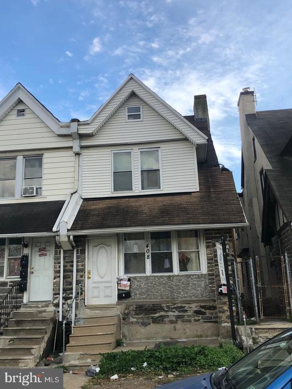 property at 408 E Roosevelt Blvd