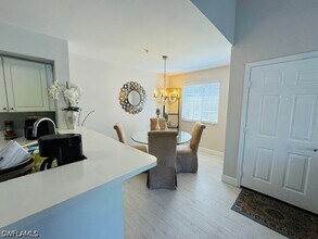 1150 Wildwood Lakes Blvd in Naples, FL - Building Photo - Building Photo