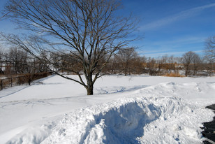 Tallgrass Creek Senior Living Community Apartments