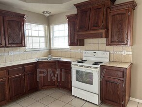 809 W Bronze Dr in Pharr, TX - Building Photo - Building Photo