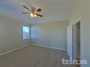 9721 Sierra Grande Dr in Fort Worth, TX - Building Photo - Building Photo