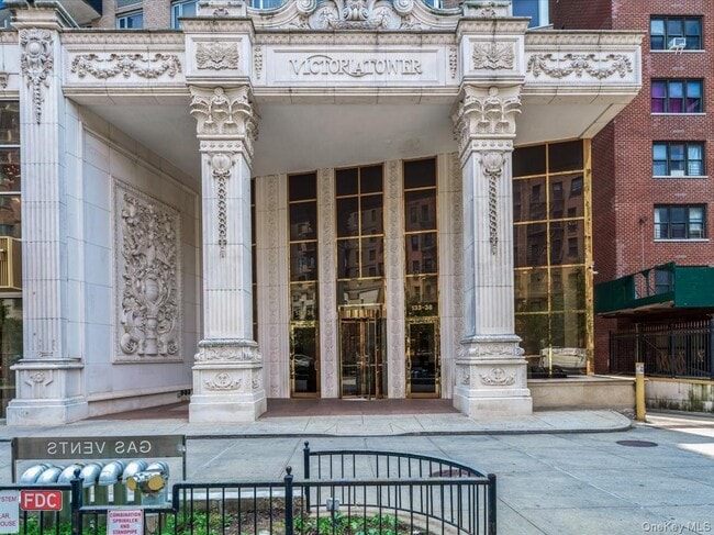 133-38 Sanford Ave in Queens, NY - Building Photo - Building Photo