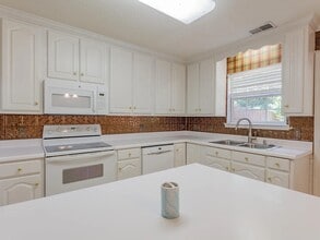 1701 W Oak Dr, Unit #254 in Dalton, GA - Foto de edificio - Building Photo