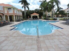 11032 Legacy Dr, Unit #203 in Palm Beach Gardens, FL - Building Photo