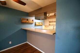 1601 W Swallow Rd-Unit -1601 W Swallow RD Apt 2F in Fort Collins, CO - Building Photo - Building Photo