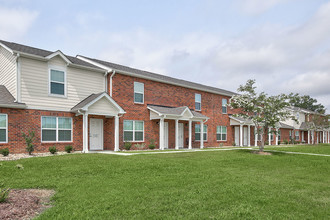 Butler Crossing I in Kingstree, SC - Foto de edificio - Building Photo