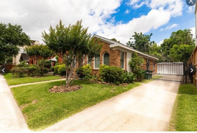 602 W Saulnier St in Houston, TX - Building Photo - Building Photo