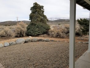 1274 Jacobsen Ln in Gardnerville, NV - Building Photo - Building Photo
