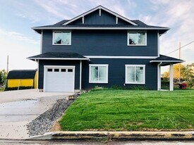 511 York St in Bellingham, WA - Building Photo