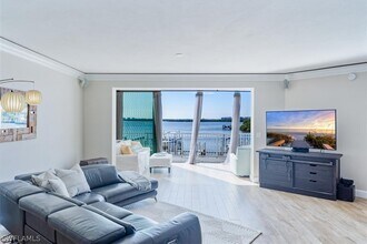 4975 Bonita Beach Rd SE in Bonita Springs, FL - Building Photo - Building Photo