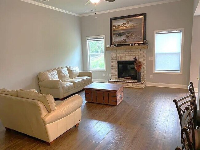 6292 Gaines Ferry Rd in Flowery Branch, GA - Building Photo - Building Photo