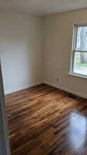 5006 New Chapel Rd in Jeffersonville, IN - Building Photo - Building Photo