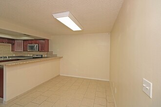 243 Ocean View Ln in Melbourne, FL - Building Photo - Building Photo