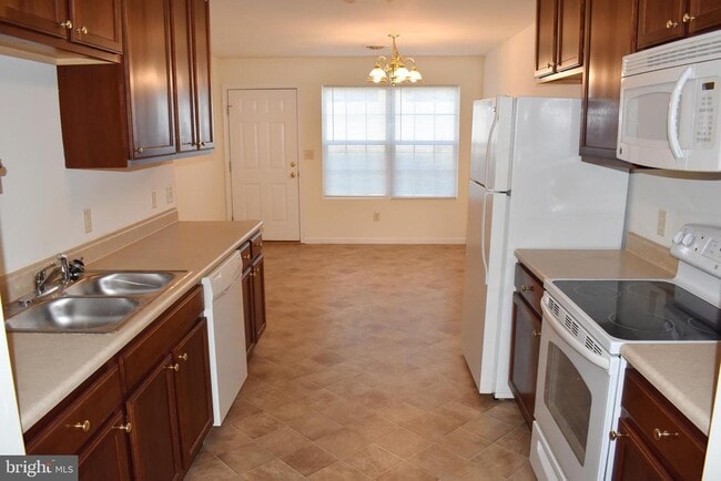 2807 Roosevelt Dr in Chambersburg, PA - Building Photo - Building Photo