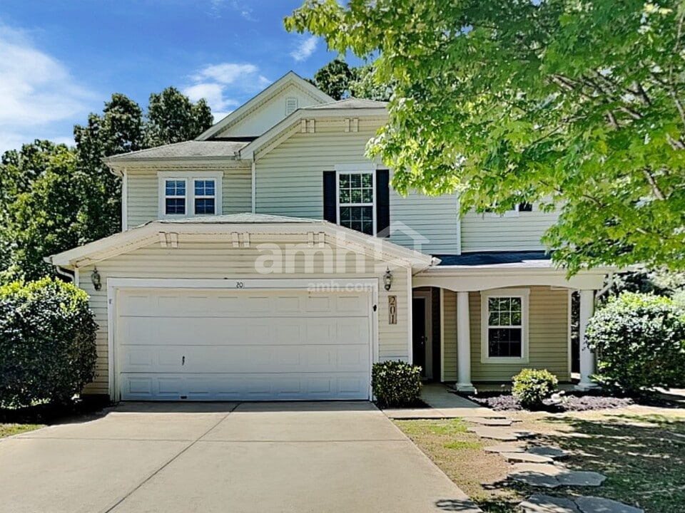 201 Lameshur Ln in Monroe, NC - Building Photo