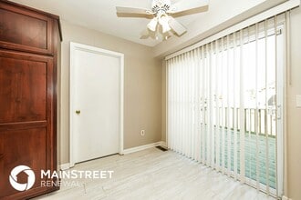 620 Cedar Bend Ln in La Vergne, TN - Foto de edificio - Building Photo