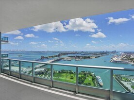 900 Biscayne Blvd, Unit 4809 in Miami, FL - Building Photo
