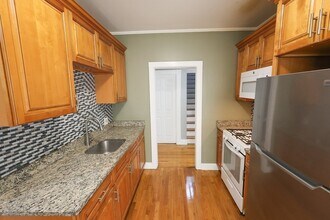 129 Draper St, Unit 1 in Boston, MA - Building Photo - Building Photo