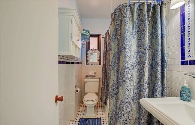 76-66 Austin St in Queens, NY - Building Photo - Building Photo