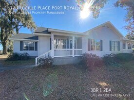 1512 Lucille Pl in Port Royal, SC - Building Photo