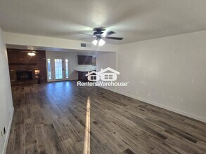 4136 W Beryl Ave in Phoenix, AZ - Building Photo - Building Photo