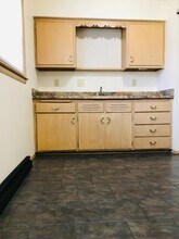 8509 W Arden Pl in Milwaukee, WI - Building Photo - Building Photo