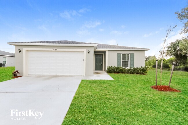 property at 4057 SW McIntyre St