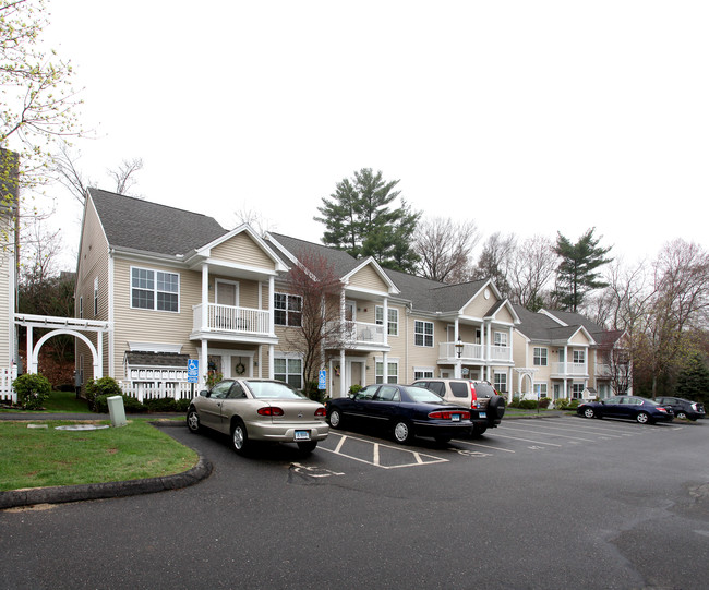 The Village at Hunter's Ridge in Unionville, CT - Building Photo - Building Photo