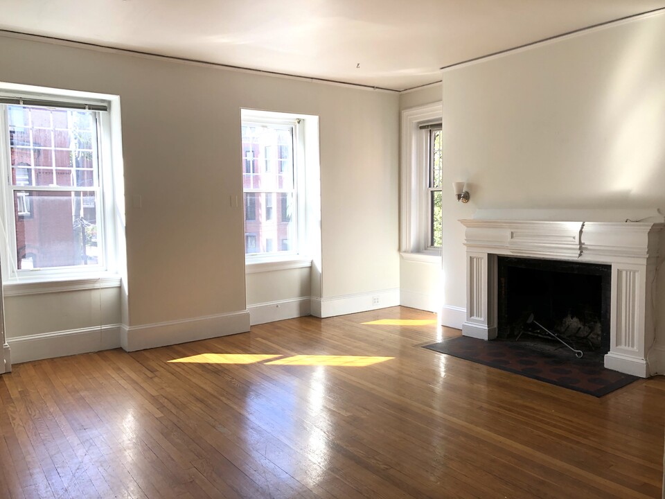 12 Fairfield St, Unit 2 in Boston, MA - Building Photo