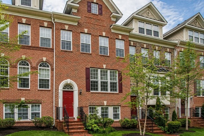 property at 2149 Red Vine Dr