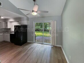 9241 Woodhill Ln in Jonesboro, GA - Building Photo - Building Photo