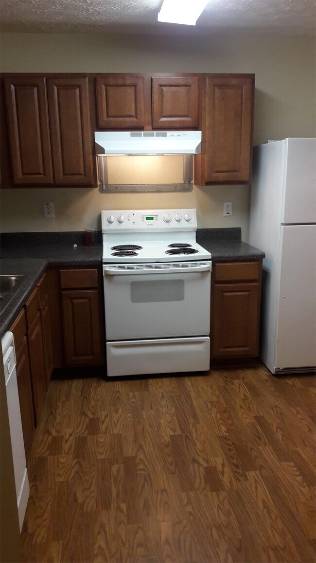 2437 Piering Dr in Stonecrest, GA - Building Photo - Building Photo