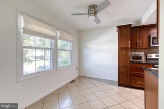 1640 Mt Airy Ct in Crofton, MD - Building Photo - Building Photo