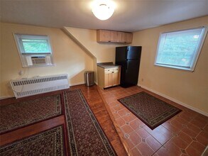 5 Denton Pl in Farmingdale, NY - Building Photo - Building Photo