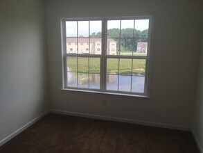 107 Lexington Pl in Dover, DE - Building Photo - Building Photo