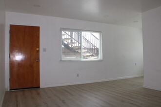 2292 Orleans Dr in Pinole, CA - Foto de edificio - Building Photo