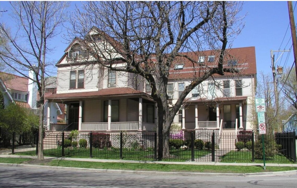 618-622 Washington Blvd in Oak Park, IL - Building Photo