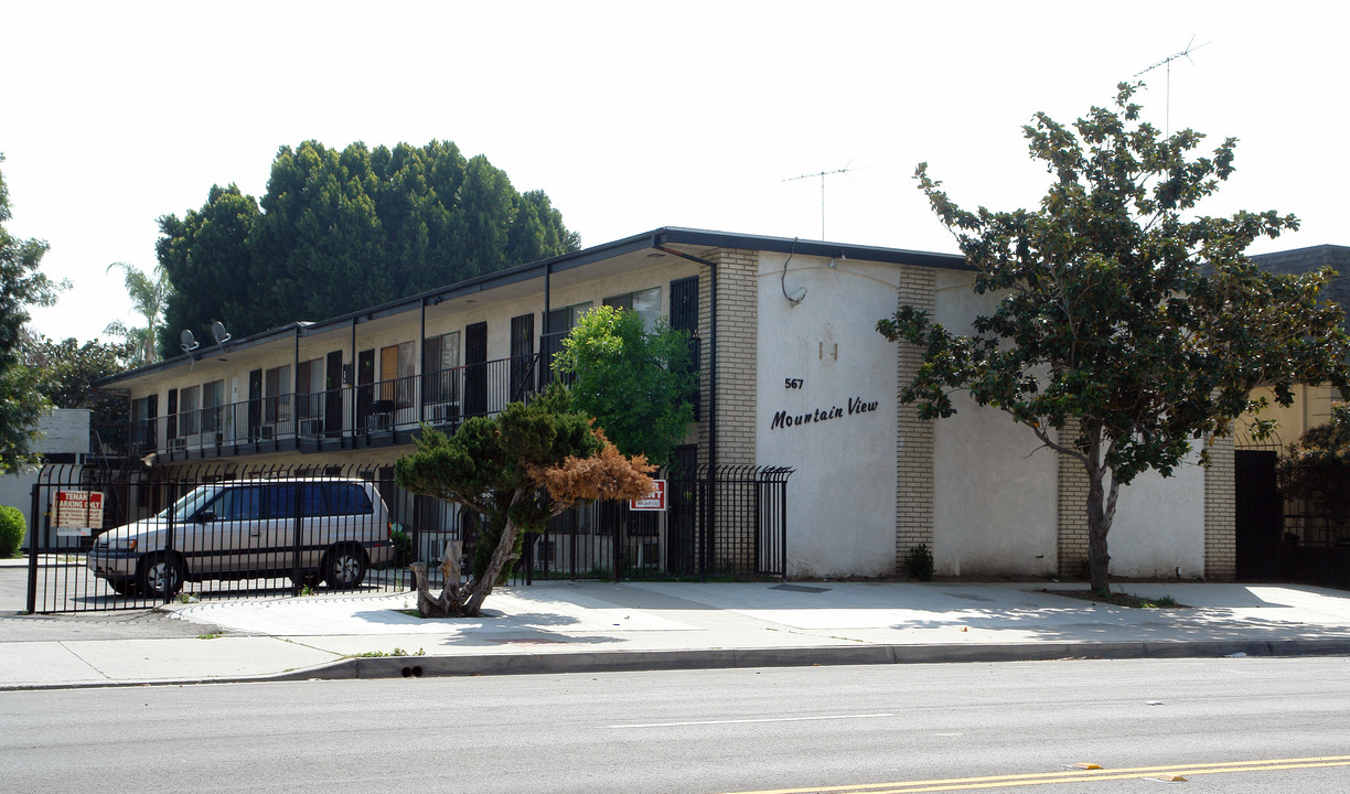 567 N Mountain View Ave in San Bernardino, CA - Building Photo