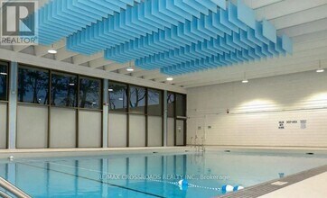 735 Don Mills Rd. in Toronto, ON - Building Photo - Building Photo