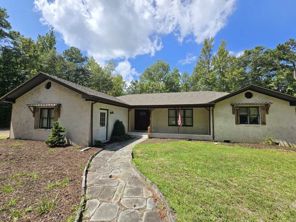 100 Plantation Ln in Hampstead, NC - Building Photo