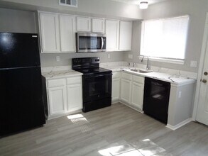 19411 Lazy Valley Dr in Katy, TX - Building Photo - Building Photo