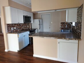 1924 Myrna Ln in Katy, TX - Building Photo - Building Photo