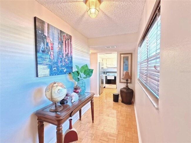 102 47th Ave Dr W in Bradenton, FL - Building Photo - Building Photo