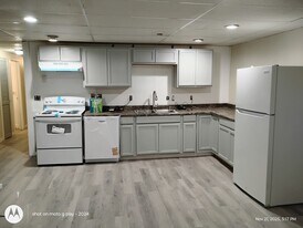 93 Pleasant St in Ware, MA - Building Photo