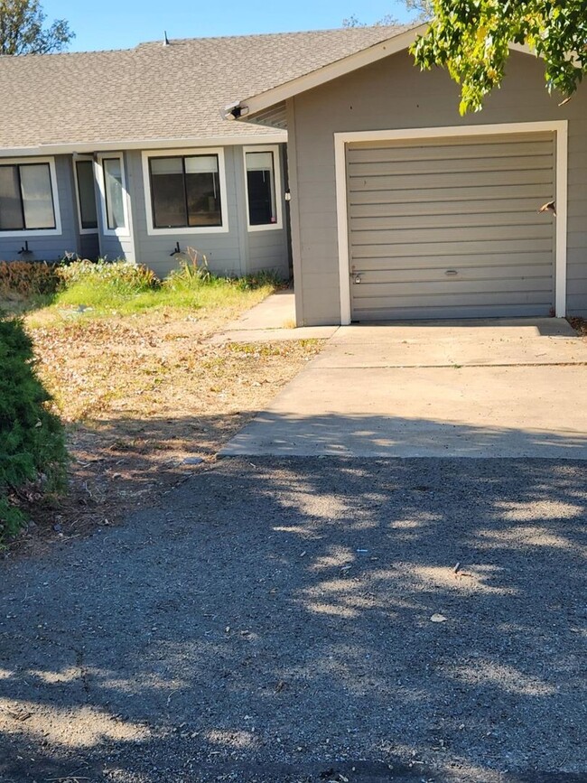 property at 21847 Chimney Rock Dr